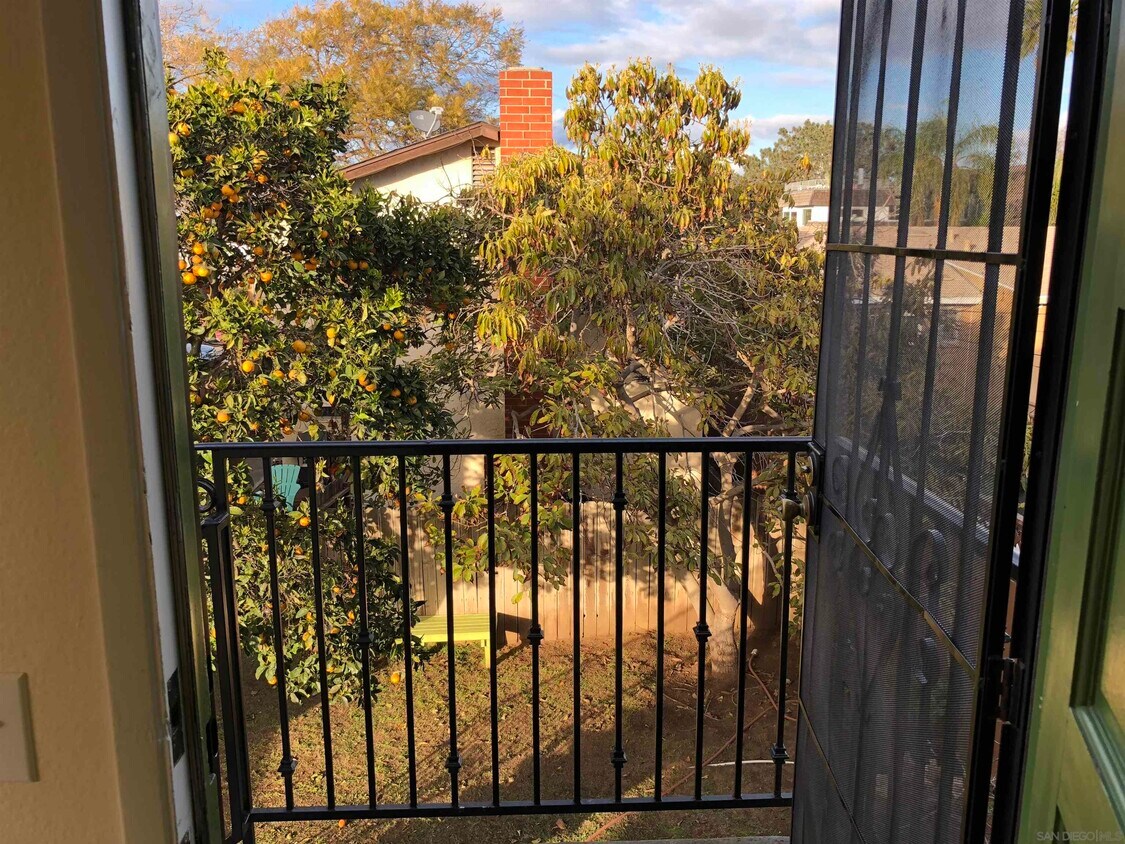 Foto principal - 4657 Brighton Ave