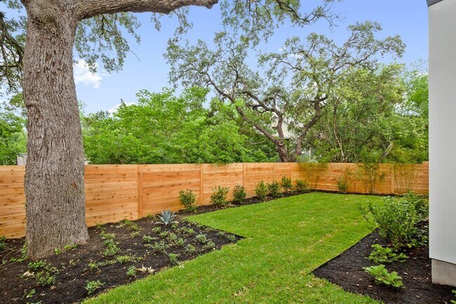 Foto del edificio - 1008 W Annie St