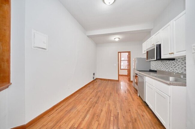 Foto del edificio - 1 bedroom in NEW YORK NY 10018