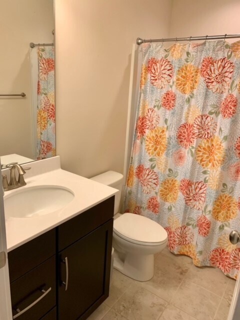 Bedroom #2 Bathroom - 2560 Tranquil Oak Pl