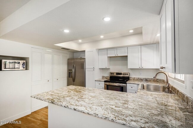 Foto del edificio - 6857 E Osborn Rd