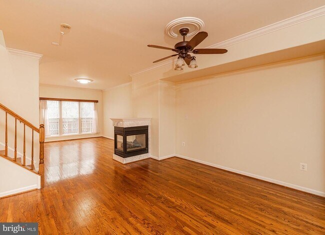 Foto del edificio - 13638 Cedar Run Ln