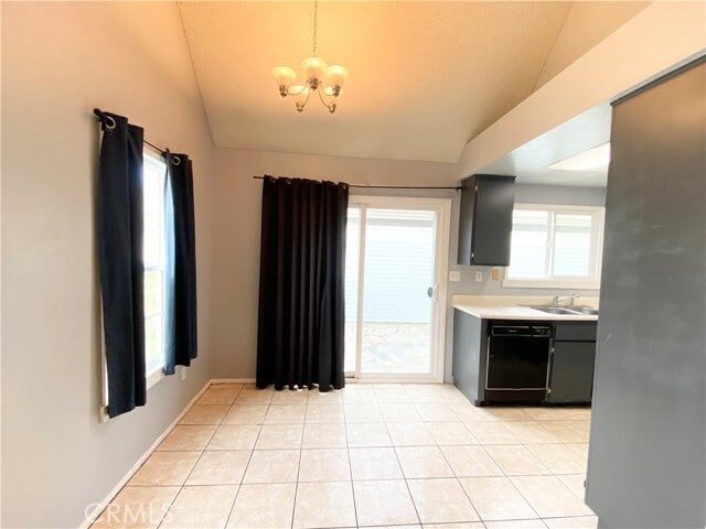Building Photo - 14515 Woodland Dr