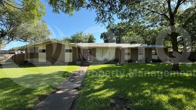 Building Photo - 11530 Mid Surrey Ct