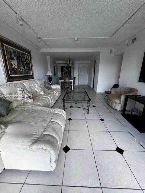 Foto del edificio - 100 Bayview Dr