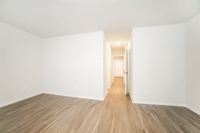 Building Photo - 1136 Copal Trl