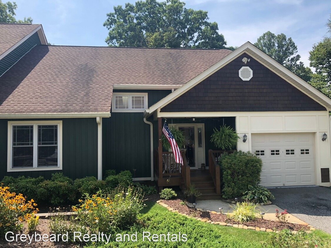 Primary Photo - 2 br, 2 bath House - 1 Silver Lining Dr
