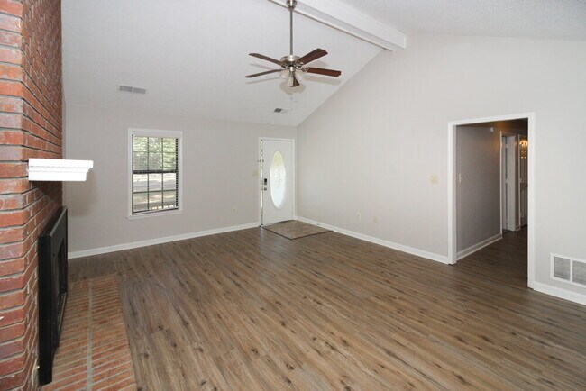 Building Photo - 7352 Alexander Rd