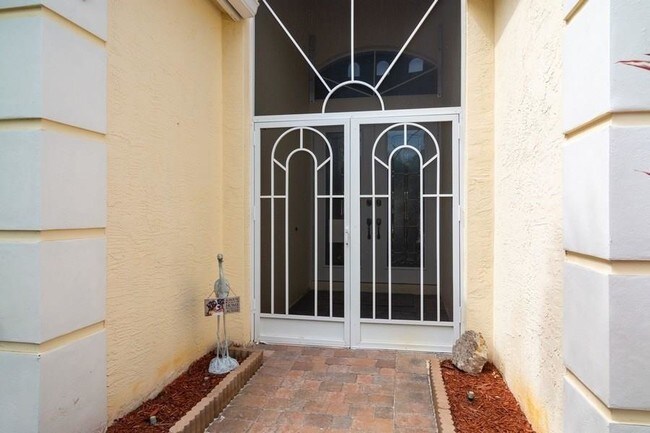Foto del edificio - 6548 SE Broadmoor Ln