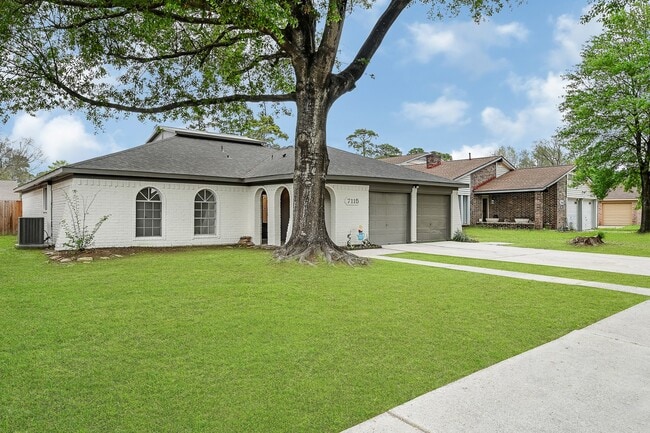 Foto del edificio - 7115 Foxway Ln
