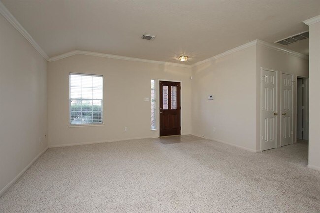Building Photo - 9306 Floral Crest Dr