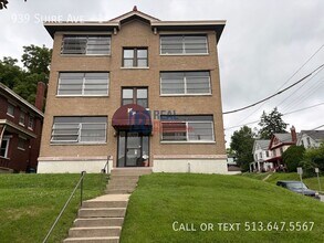 Building Photo - 939 Suire Ave