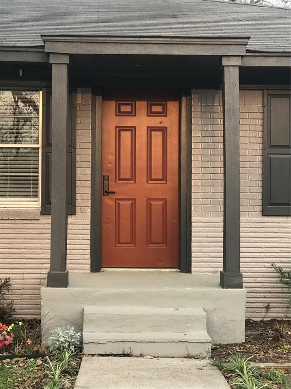 Foto principal - 101 S Elm St
