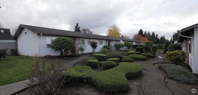 Foto del edificio - Pleasant Square Apartments