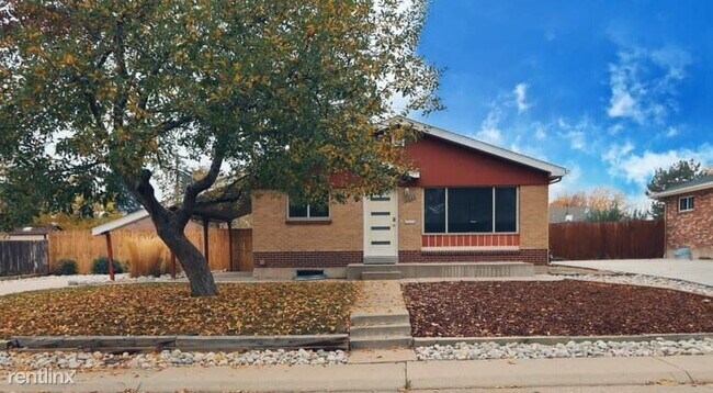 Building Photo - 3 br, 1 bath House - 10863 Pearl Court
