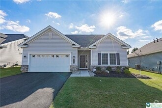 Building Photo - 3855 Victors Way