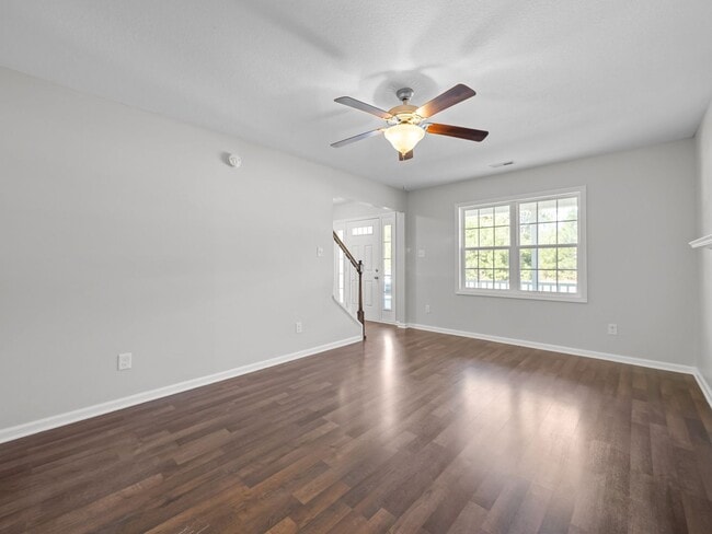 Building Photo - Welcome to Clymer Court!