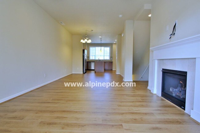 Building Photo - 13306 SW Aubergine Terrace