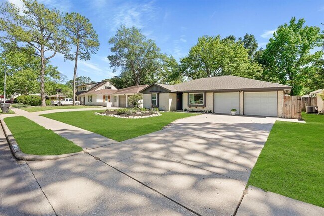 Building Photo - 10635 Mayfield Rd