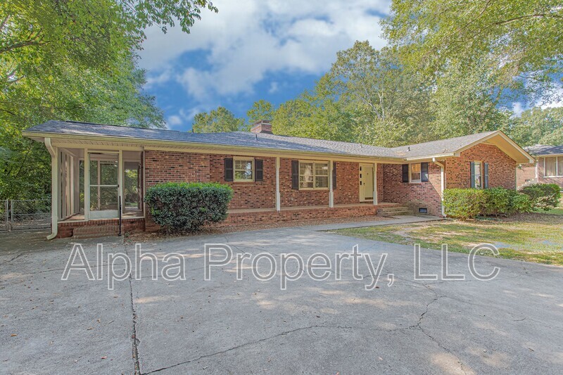 Foto principal - 1614 Hudson Rd