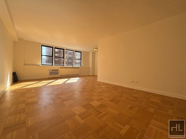 Building Photo - East 79th Street