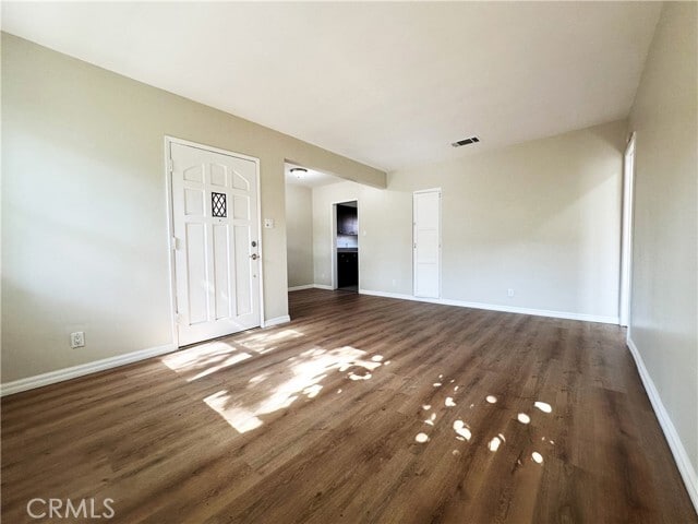 Foto del edificio - 7452 Woodley Ave