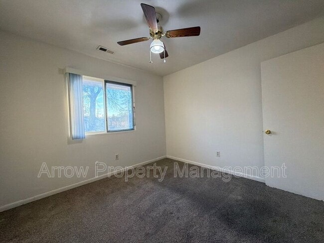 Building Photo - 2000 Washington St