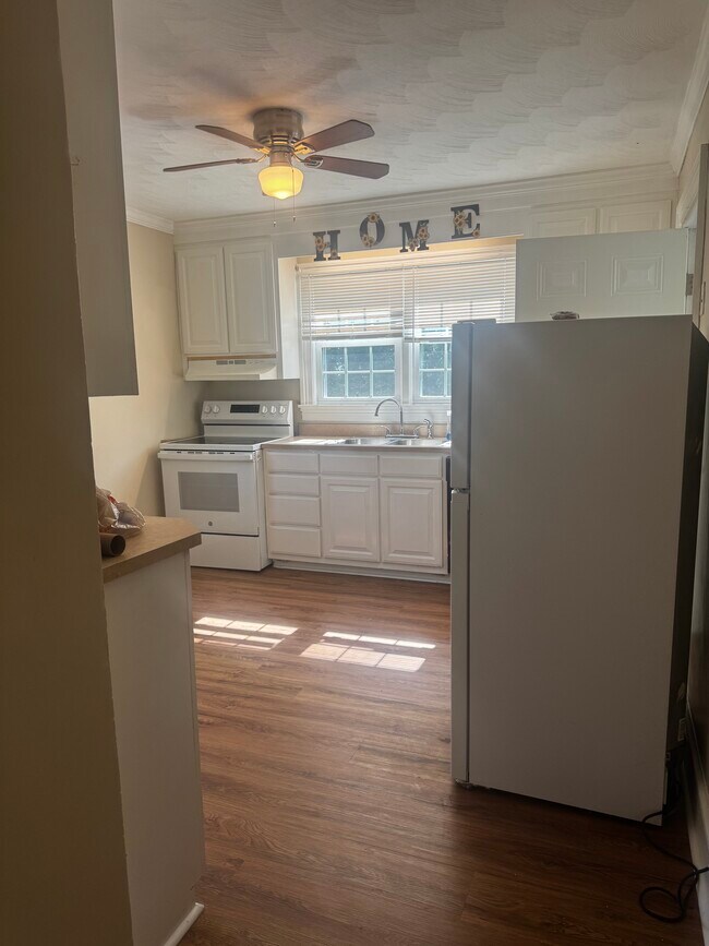 Cocina - 107 Mitchell St