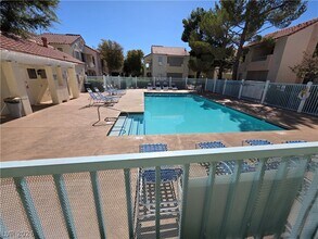 Building Photo - 4865 S Torrey Pines Dr