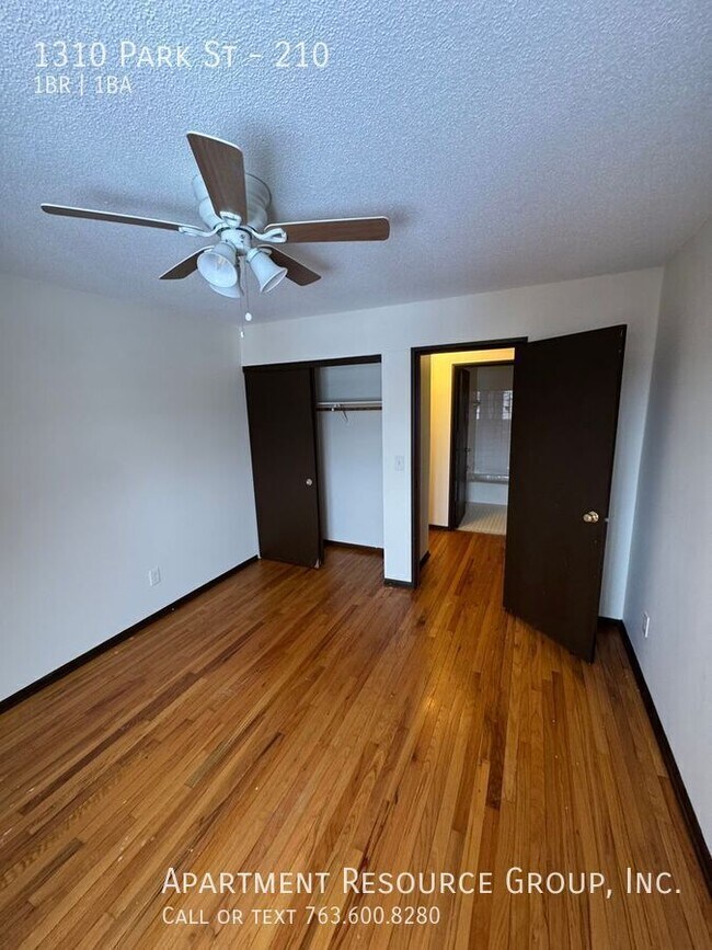 Foto del edificio - 1310 N Park St