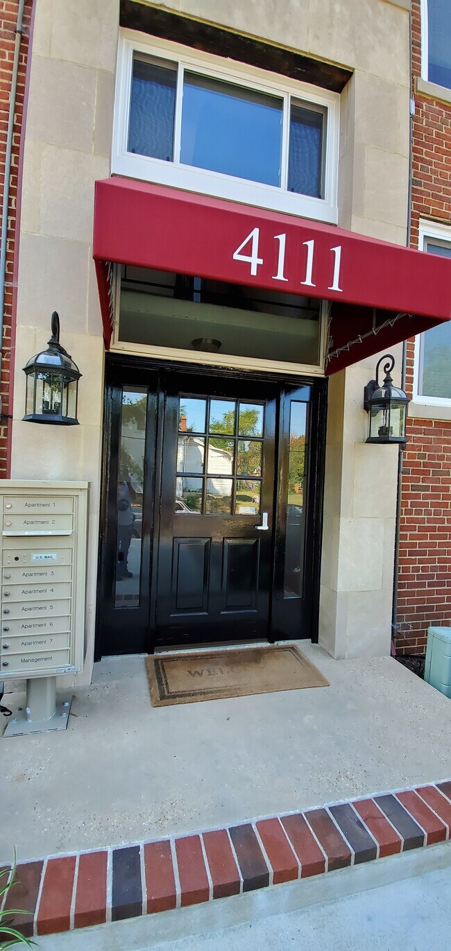 Foto del edificio - 4111 Nicholson St