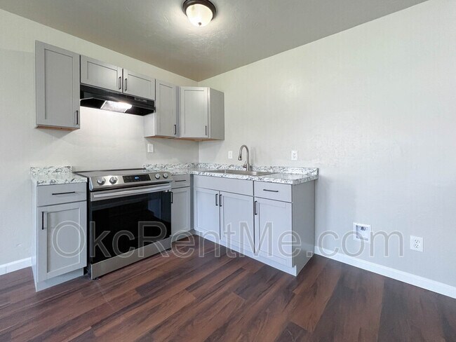 Foto del edificio - 6703 NW 25th St