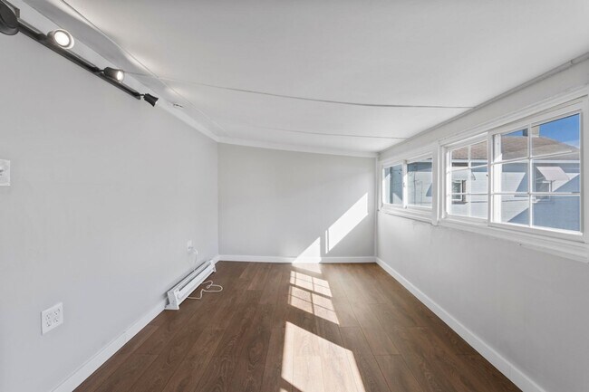 Foto del edificio - 115 River Ave