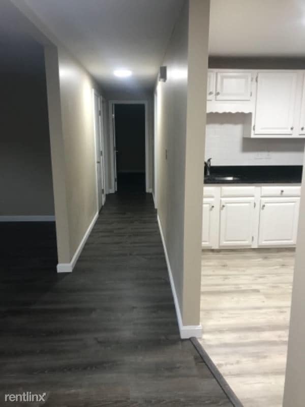 Building Photo - 2 br, 1 bath Apartment - 310 Thompson Rd
