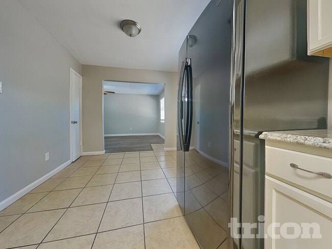 Foto del edificio - 5503 Jumada Cir