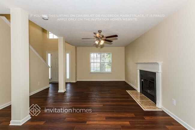 Foto del edificio - 3514 Lukes Dr