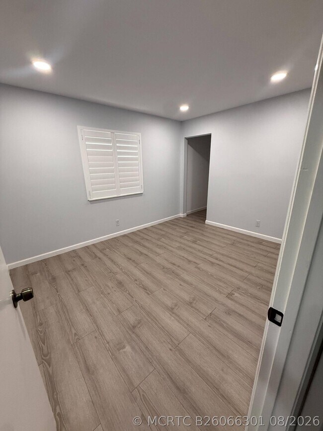 Foto del edificio - 403 Pine Glen Ln
