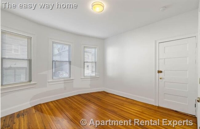 Photo - 122 Columbia St Apartment