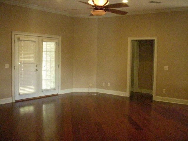 Building Photo - 102 Eagle Crest Dr