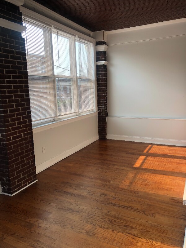 Foto del edificio - 139 S 49th St