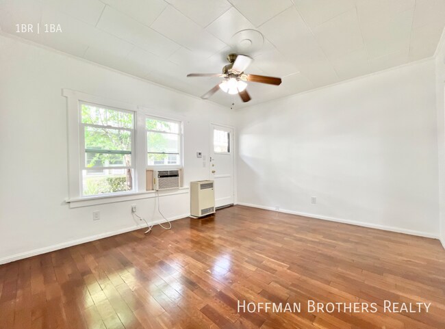 Foto del edificio - 1557 N Hill Ave