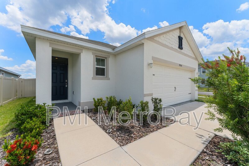Foto principal - 17058 Oval Rum Drive