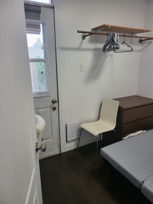 Photo du bâtiment - 4831 Rue Saint-Urbain