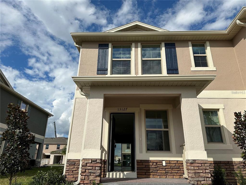Foto principal - 13127 Bounty Ave