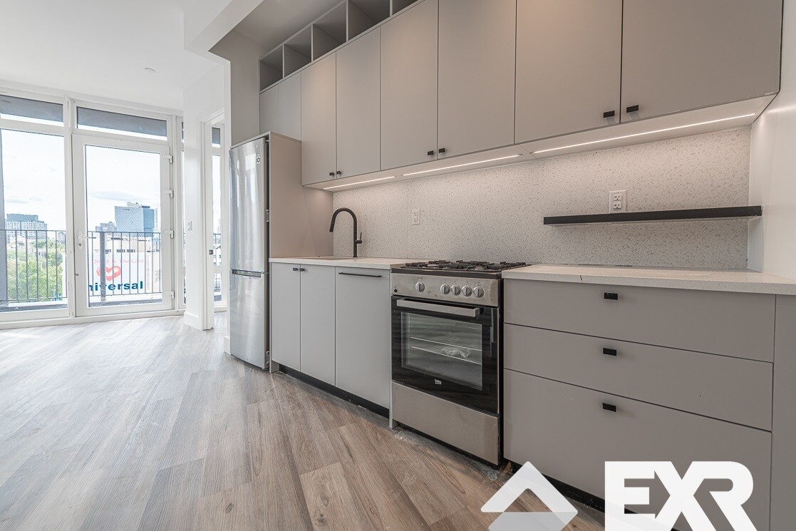 Foto principal - 1111 Fulton St