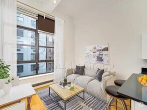 Building Photo - 350 E 62nd St