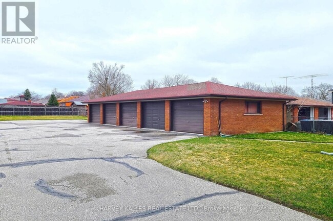 Building Photo - 412-412 Horner Ave
