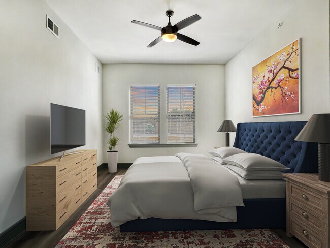 Building Photo - Charming Downtown Apartment with Character