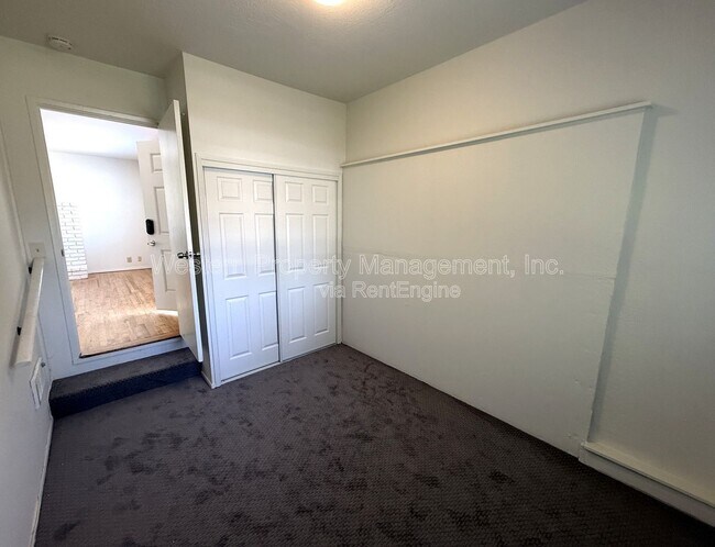 Foto del edificio - 4610 Garnet St