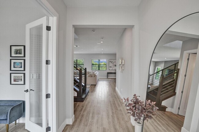 Foto del edificio - 2622 NW 87th Ter